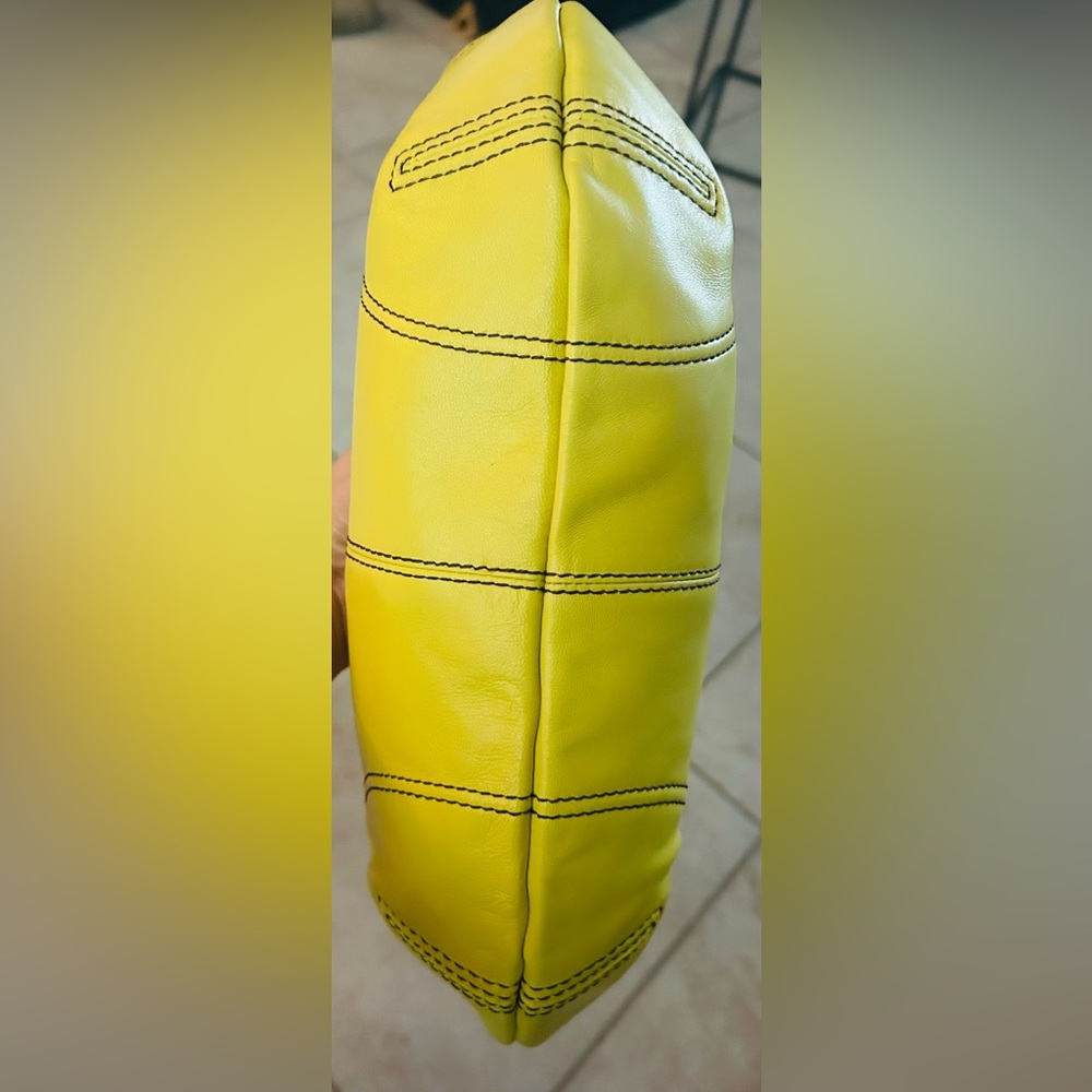 🌝🌝Free People Yellow Hobo/Clutch Bag - NWT🌻🌻 - Picture 10 of 10